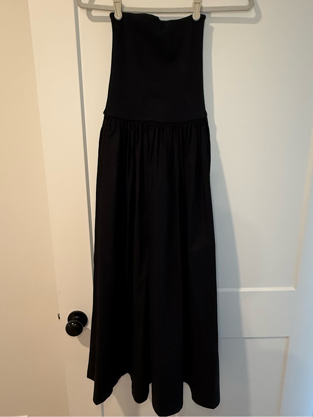 The Strapless RSVP Dress — Easy Everyday Wear